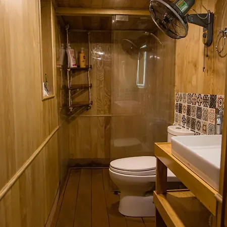 Lan Ha Floating Homestay Dong Khe Sau Exterior photo