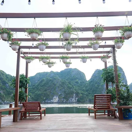Lan Ha Floating Homestay Dong Khe Sau Exterior photo